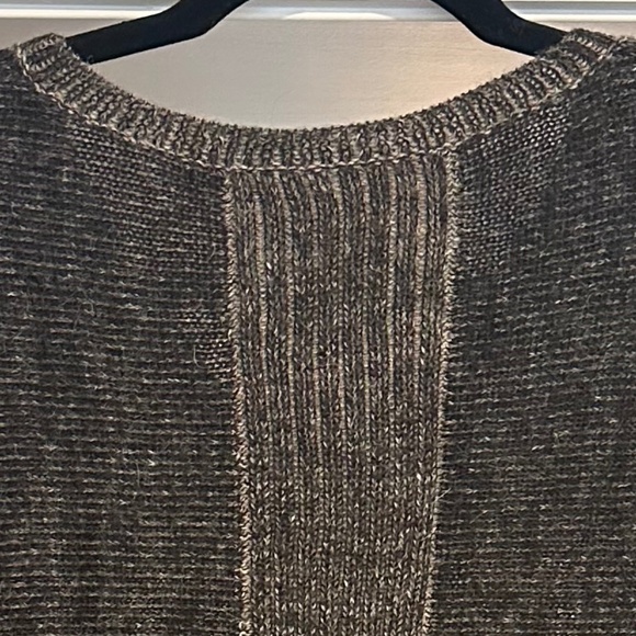 ANAGRAM Grey and Taupe Baby Alpaca Sweater - Size L. Super-cozy! - Picture 11 of 12